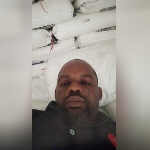 olusunda, online dating profile photo