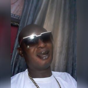 kenybrown, online dating profile photo