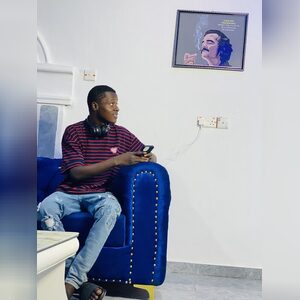 oyeyemiq, online dating profile photo