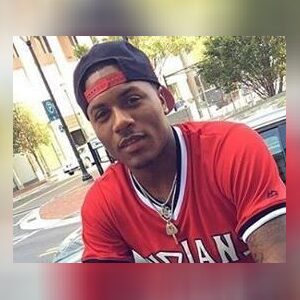 journals, online dating profile photo