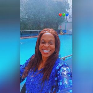 olame, online dating profile photo