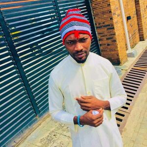 msaint, online dating profile photo