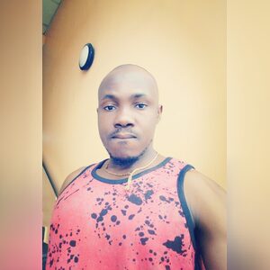 bkamuzu0, online dating profile photo