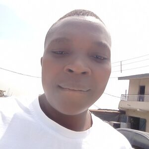 mosonela, online dating profile photo
