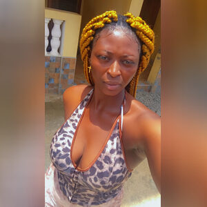 efiamega, online dating profile photo
