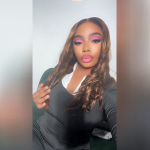 solajumo, online dating profile photo