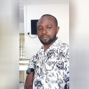 babateye, online dating profile photo