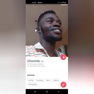olumoluw, online dating profile photo