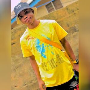 iseoluwa22, online dating profile photo
