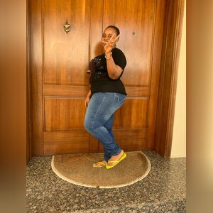 essyobot, online dating profile photo