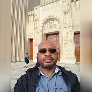 onuojohn, online dating profile photo