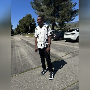 dewunmi12, online dating profile photo