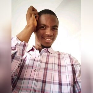 motashue, online dating profile photo