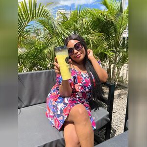 jakita, online dating profile photo
