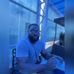 osaseson, online dating profile photo