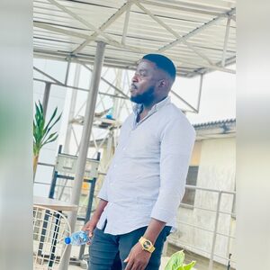 omijieal, online dating profile photo