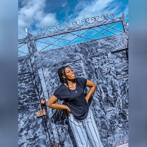 iremide, online dating profile photo