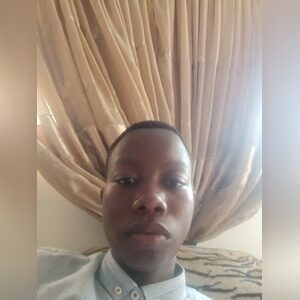 imoukhue, online dating profile photo