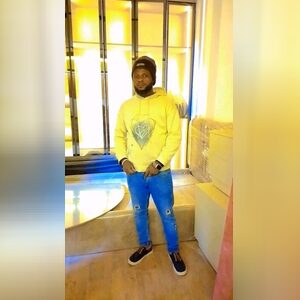 takinley, online dating profile photo