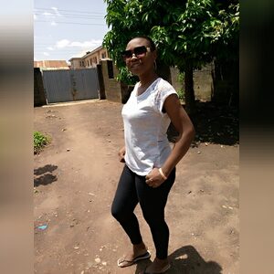 chichieb, online dating profile photo