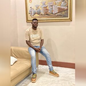femilegend, online dating profile photo