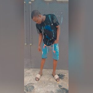 techy_, online dating profile photo