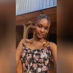 joysoma, online dating profile photo