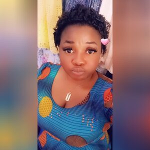 adesewa30, online dating profile photo