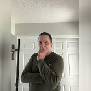 michdeng, online dating profile photo