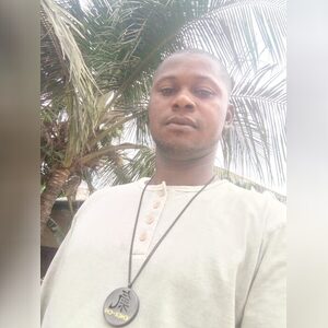 olamide201, online dating profile photo
