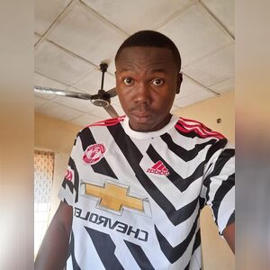 belloadi, online dating profile photo