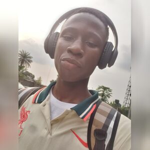 karoz085, online dating profile photo