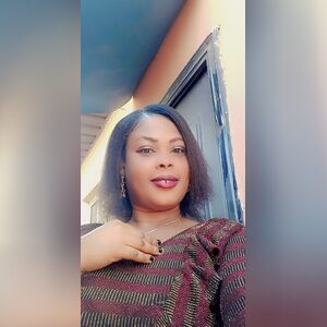 tracybae, online dating profile photo