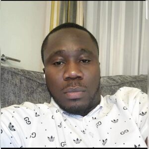 akindami, online dating profile photo