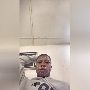 tayo5-, online dating profile photo