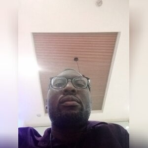 vynal, online dating profile photo