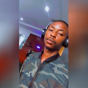 tshegz, online dating profile photo