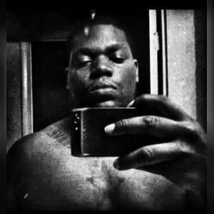 lamarpri, online dating profile photo