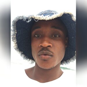 habeadem, online dating profile photo