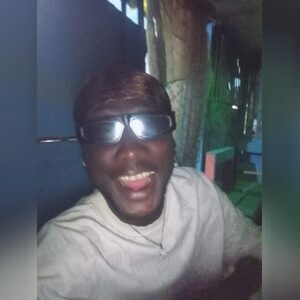 tgoldani, online dating profile photo