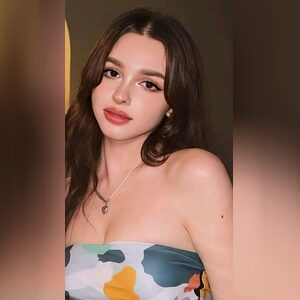 elenaa, online dating profile photo