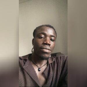 eebudola, online dating profile photo