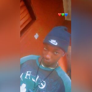 clemzyju, online dating profile photo