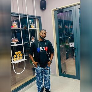 bigkhizz, online dating profile photo