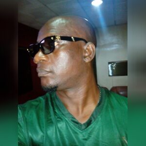 femiodug, online dating profile photo
