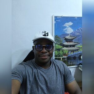 emhigher, online dating profile photo