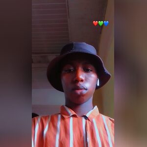 tobiloba01, online dating profile photo