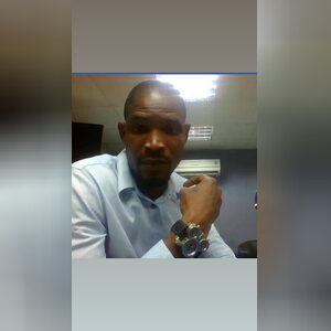 elesho4n, online dating profile photo
