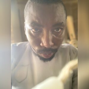 oguntube, online dating profile photo