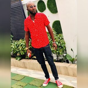 okiyebi, online dating profile photo